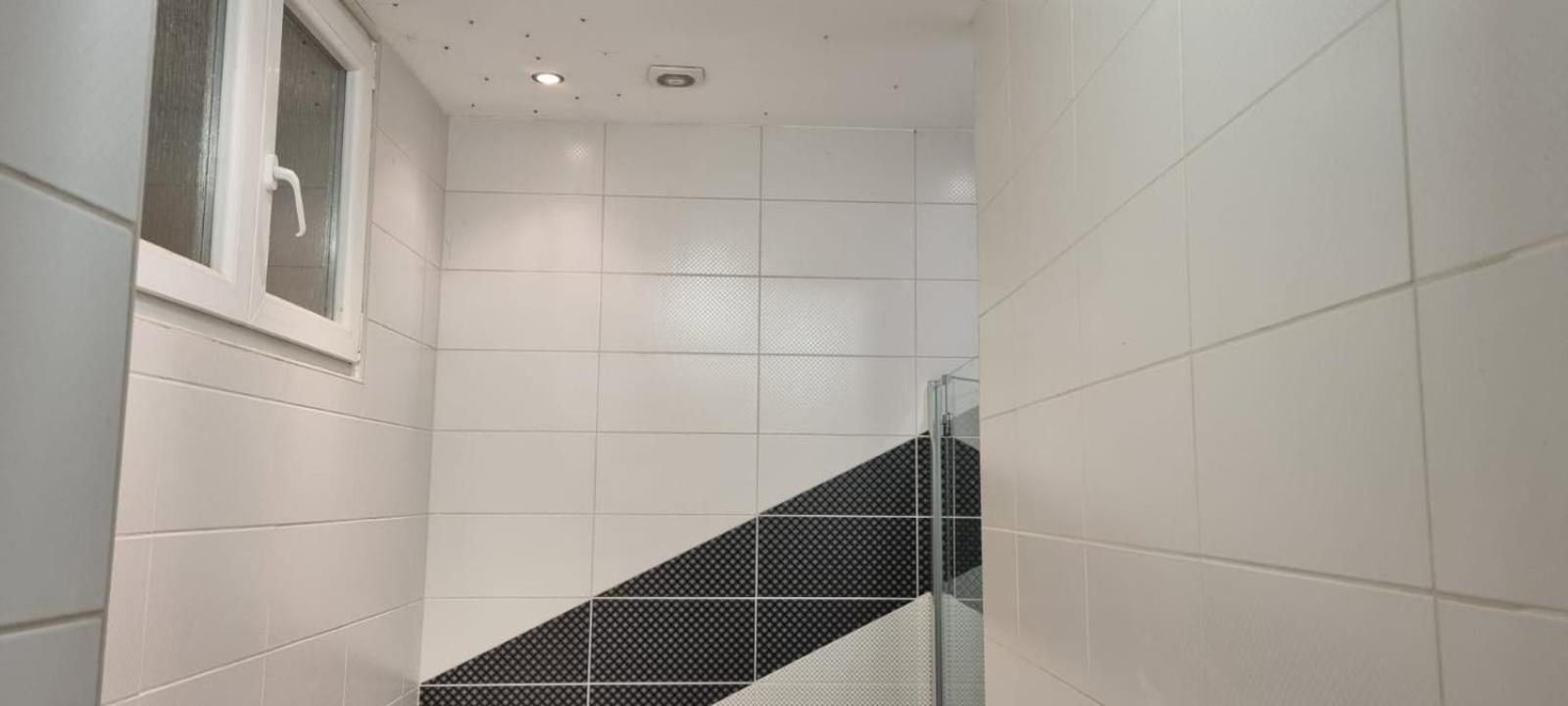 T & E Apartment בודפשט מראה חיצוני תמונה